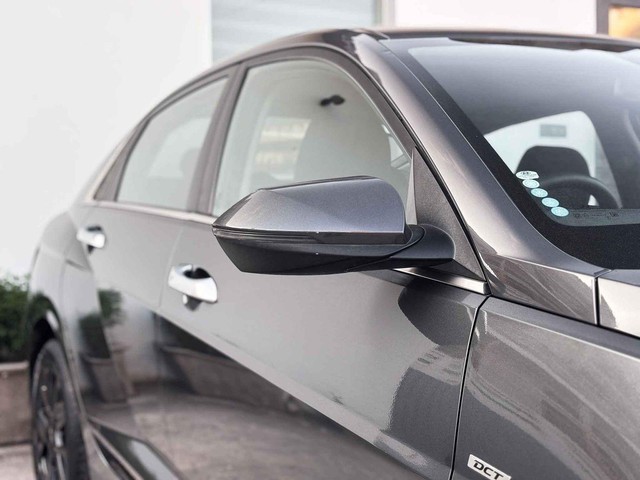 Hyundai Verna SX Turbo DCT Second-hand 2023 Hyundai Verna SX Turbo DCT for sale in New Delhi-22