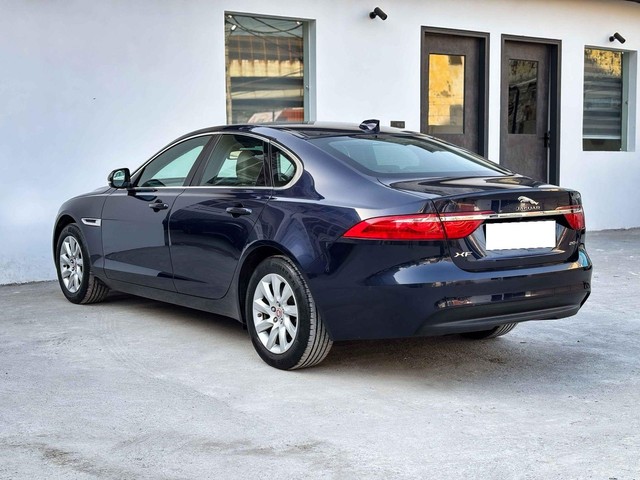 Second-hand 2018 Jaguar XF 2.0 Diesel Prestige for sale in New Delhi-3