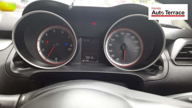 Second-hand 2018 Maruti Swift VXI for sale in Kottayam-10