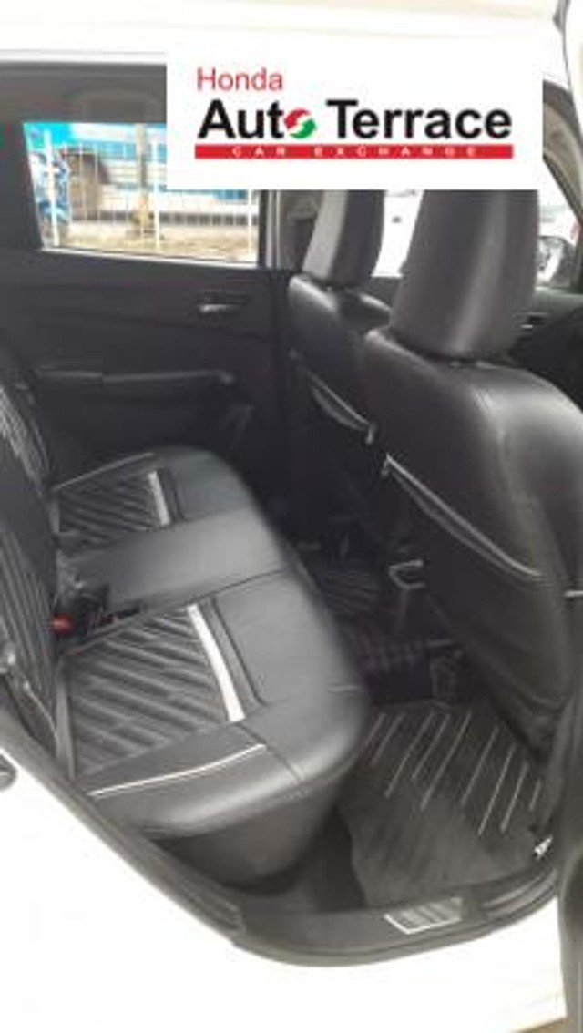 Second-hand 2018 Maruti Swift VXI for sale in Kottayam-5