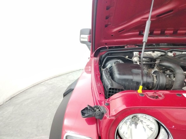 Second-hand 2022 Mahindra Thar LX Convert Top AT for sale in Coimbatore-39