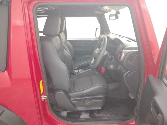 Second-hand 2022 Mahindra Thar LX Convert Top AT for sale in Coimbatore-15