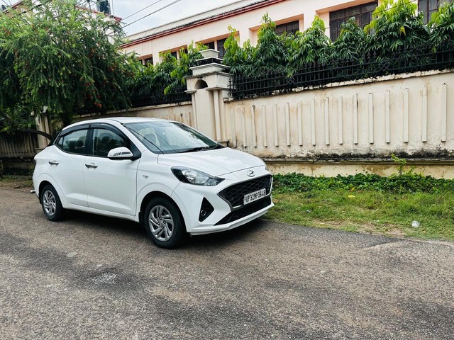 Second-hand 2021 Hyundai Aura S CNG for sale in Lucknow-12