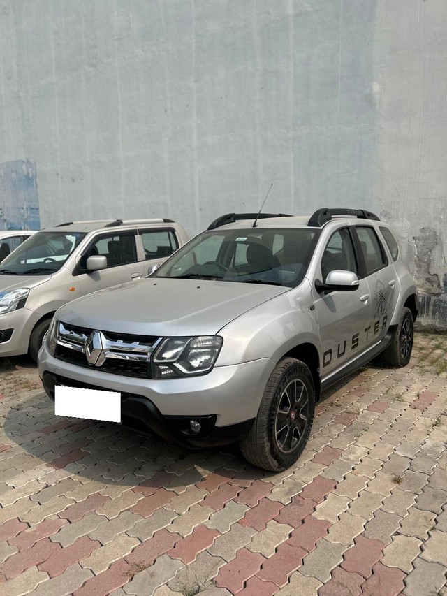 Second-hand 2016 Renault Duster RXZ AWD for sale in Lucknow-3