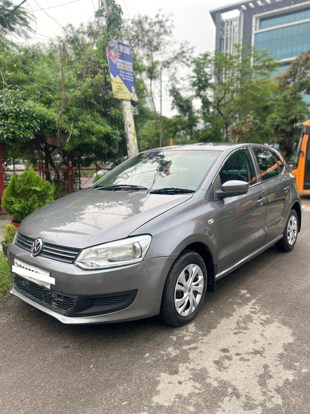 Second-hand 2012 Volkswagen Polo IPL II 1.2 Diesel Highline for sale in Lucknow-3