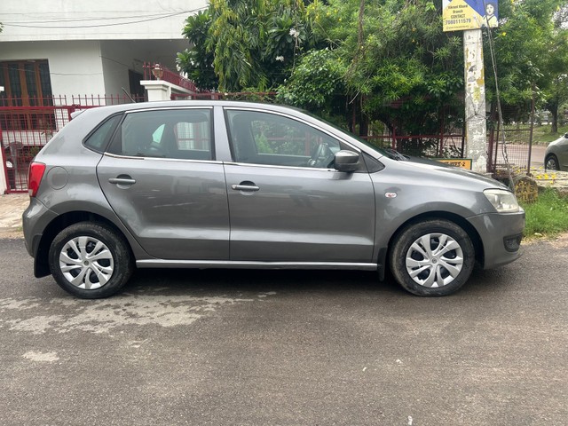 Second-hand 2012 Volkswagen Polo IPL II 1.2 Diesel Highline for sale in Lucknow-11