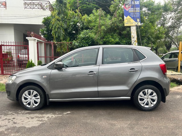 Second-hand 2012 Volkswagen Polo IPL II 1.2 Diesel Highline for sale in Lucknow-5
