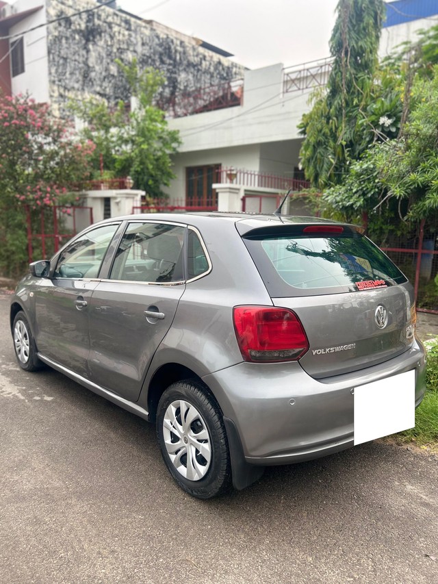 Second-hand 2012 Volkswagen Polo IPL II 1.2 Diesel Highline for sale in Lucknow-2