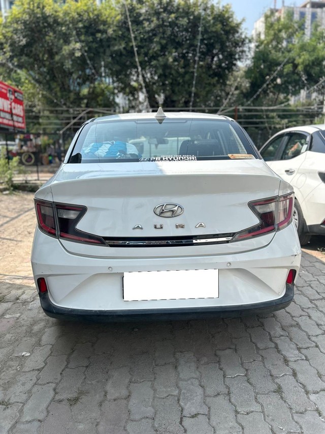 Second-hand 2020 Hyundai Aura SX Plus AMT for sale in Lucknow-1