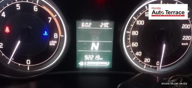 Second-hand 2018 Maruti Swift Dzire ZXI for sale in Ahmedabad-3