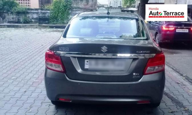 Second-hand 2018 Maruti Swift Dzire ZXI for sale in Ahmedabad-1