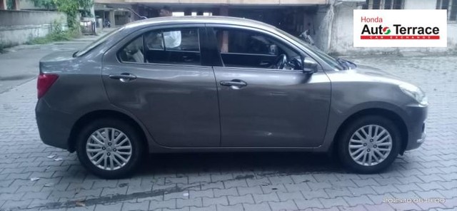 Second-hand 2018 Maruti Swift Dzire ZXI for sale in Ahmedabad-2