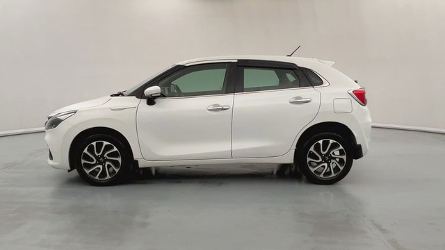 Second-hand 2022 Maruti Baleno Alpha AMT for sale in Lucknow-6