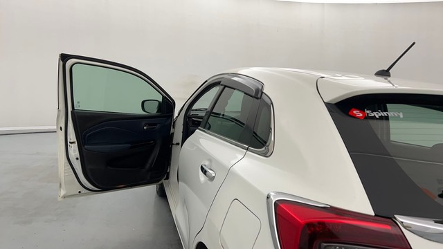 Second-hand 2022 Maruti Baleno Alpha AMT for sale in Lucknow-30