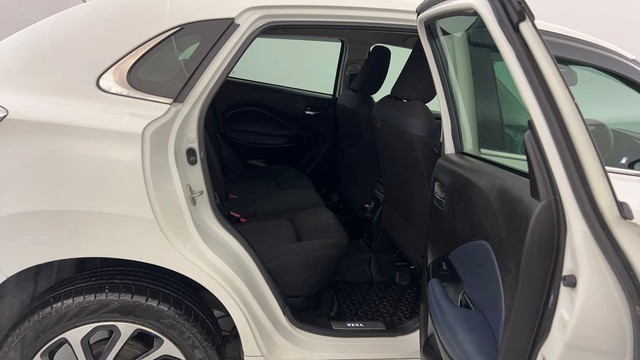 Second-hand 2022 Maruti Baleno Alpha AMT for sale in Lucknow-33