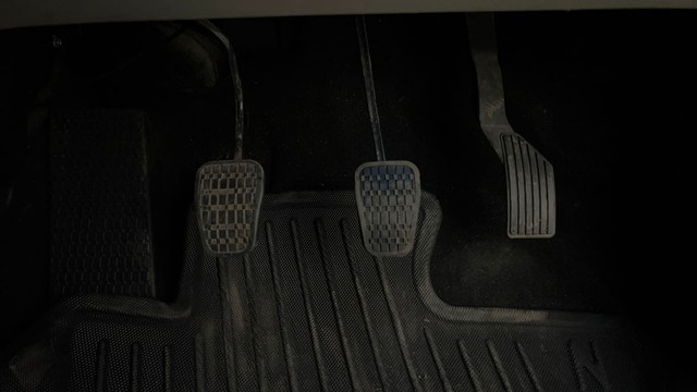 Second-hand 2022 Tata Altroz XZ Diesel for sale in Mysore-14