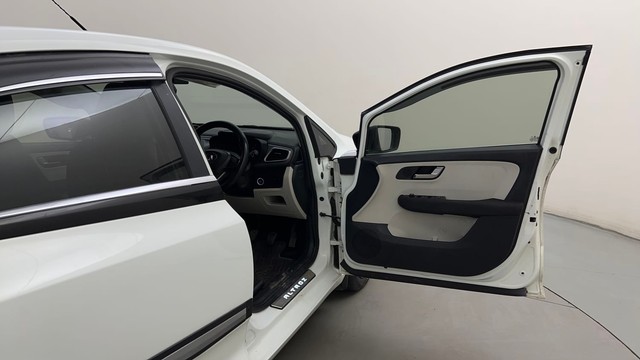 Second-hand 2022 Tata Altroz XZ Diesel for sale in Mysore-16