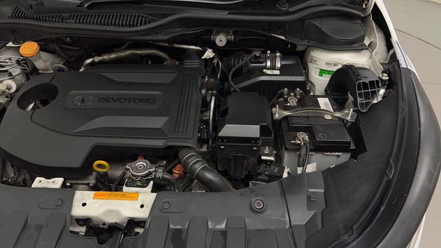 Second-hand 2022 Tata Altroz XZ Diesel for sale in Mysore-30