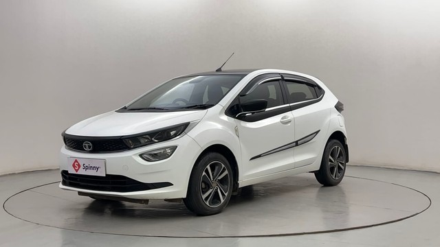 Second-hand 2022 Tata Altroz XZ Diesel for sale in Mysore-0