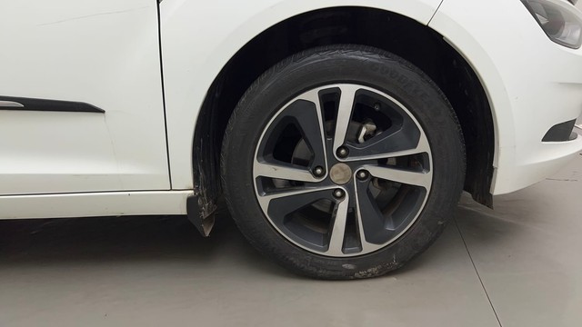 Second-hand 2022 Tata Altroz XZ Diesel for sale in Mysore-17