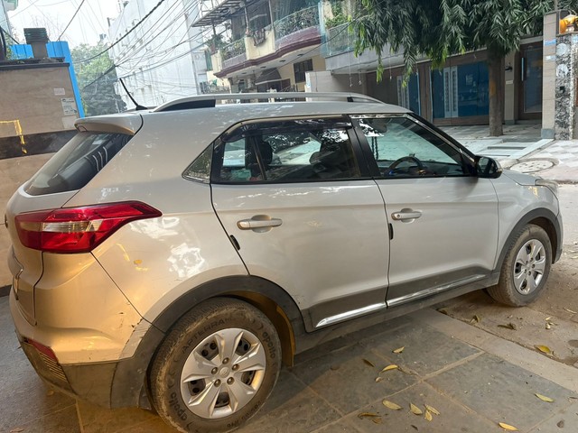 Second-hand 2017 Hyundai Creta 1.6 VTVT E Plus for sale in New Delhi-5