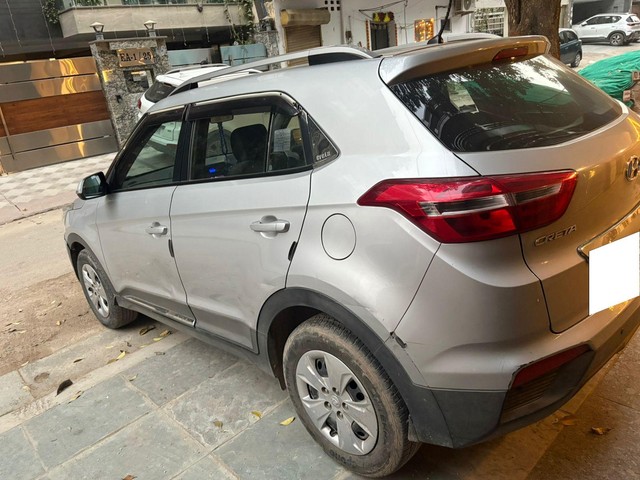 Second-hand 2017 Hyundai Creta 1.6 VTVT E Plus for sale in New Delhi-2