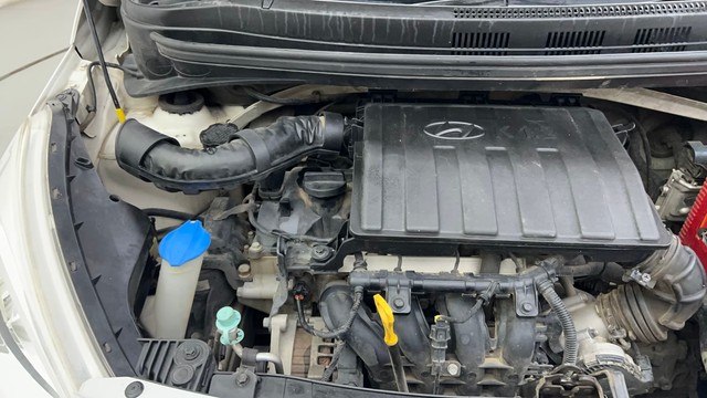 Second-hand 2016 Hyundai Grand i10 1.2 Kappa Sportz BSIV for sale in Ahmedabad-37