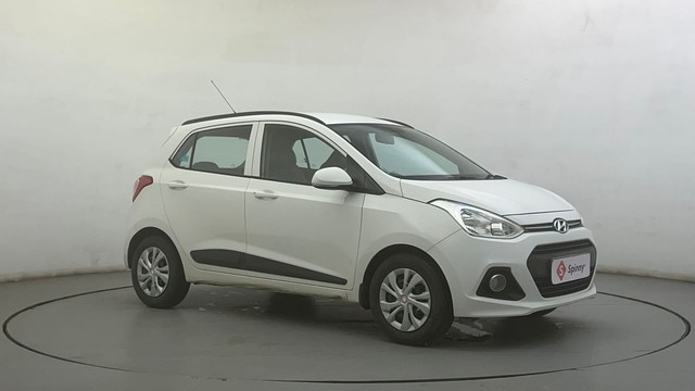 Second-hand 2016 Hyundai Grand i10 1.2 Kappa Sportz BSIV for sale in Ahmedabad-1