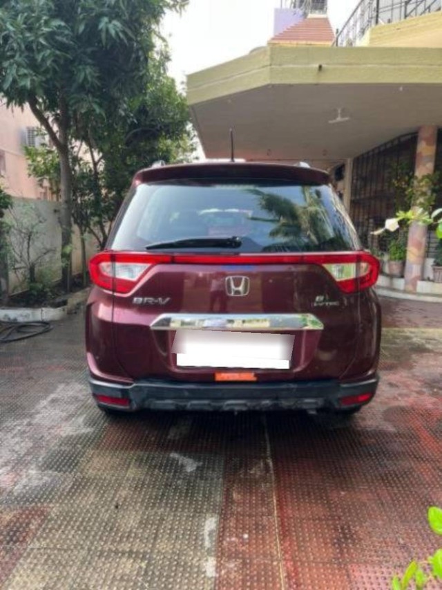 Second-hand 2017 Honda BR-V i-VTEC V MT for sale in Amravati-2