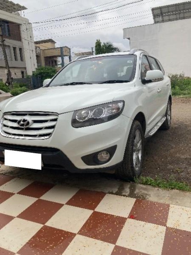 Second-hand 2013 Hyundai Santa Fe 4x4 AT for sale in Gandhidham