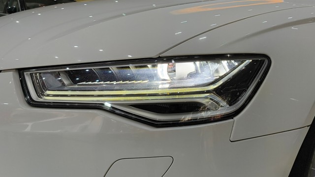 Second-hand 2018 Audi A6 35 TDI for sale in Bangalore-16