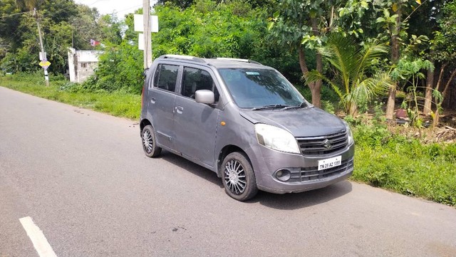 Second-hand 2011 Maruti Wagon R VXI BSIII for sale in Vellore