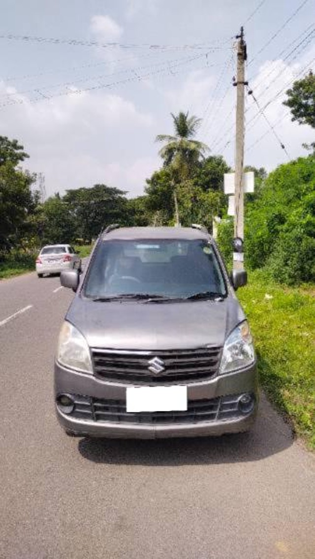 Second-hand 2011 Maruti Wagon R VXI BSIII for sale in Vellore