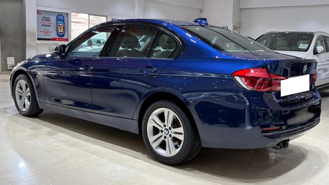 Second-hand 2018 BMW 3 Series 320d Luxury Line for sale in Bangalore-3
