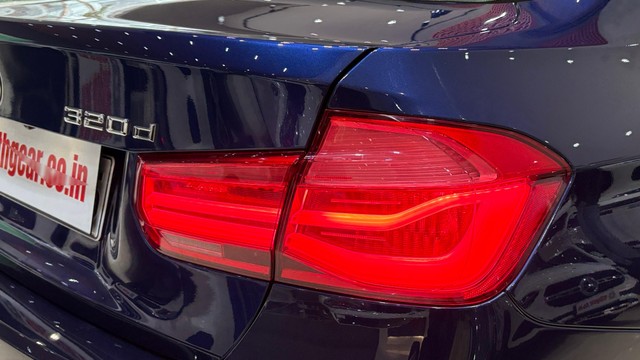 Second-hand 2018 BMW 3 Series 320d Luxury Line for sale in Bangalore-8