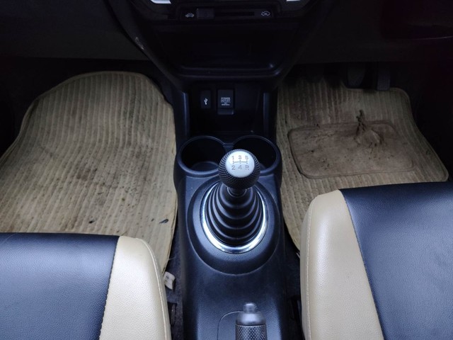 Second-hand 2018 Honda Brio VX for sale in Visakhapatnam-12