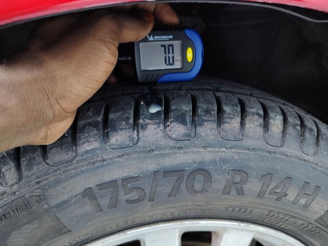 Second-hand 2018 Honda Brio VX for sale in Visakhapatnam-27