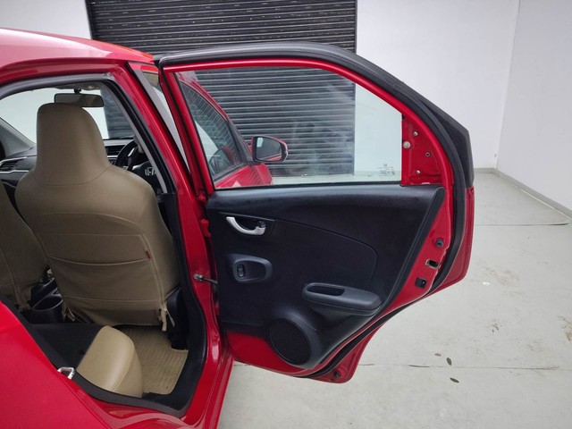 Second-hand 2018 Honda Brio VX for sale in Visakhapatnam-23