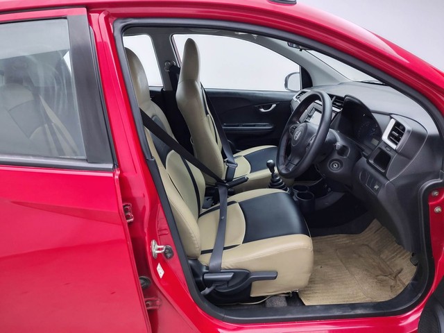 Second-hand 2018 Honda Brio VX for sale in Visakhapatnam-15