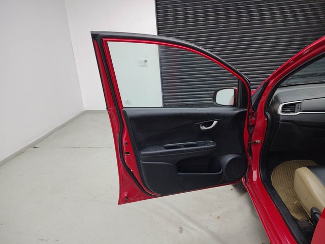 Second-hand 2018 Honda Brio VX for sale in Visakhapatnam-28