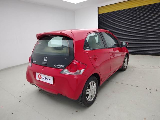 Second-hand 2018 Honda Brio VX for sale in Visakhapatnam-3