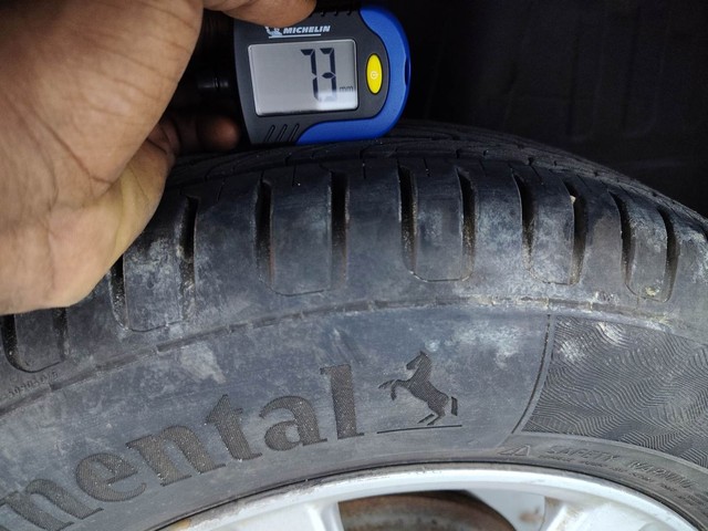 Second-hand 2018 Honda Brio VX for sale in Visakhapatnam-38