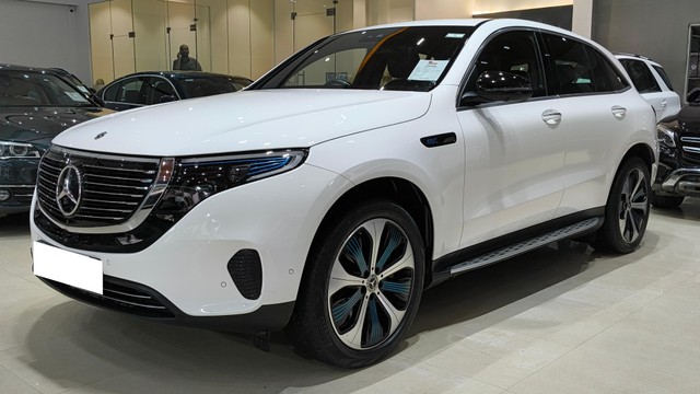 Mercedes-Benz EQC 400 4MATIC - Photo 5