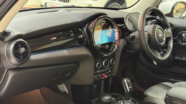 Second-hand 2023 Mini 3 DOOR Cooper S BSVI for sale in Bangalore-16