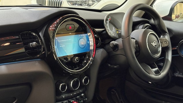 Second-hand 2023 Mini 3 DOOR Cooper S BSVI for sale in Bangalore-15