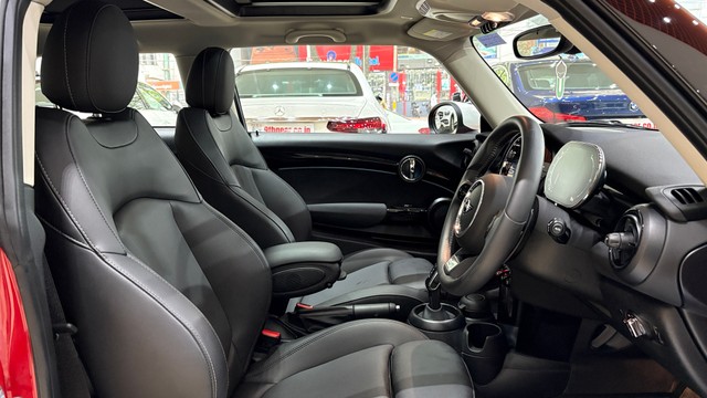 Second-hand 2023 Mini 3 DOOR Cooper S BSVI for sale in Bangalore-19