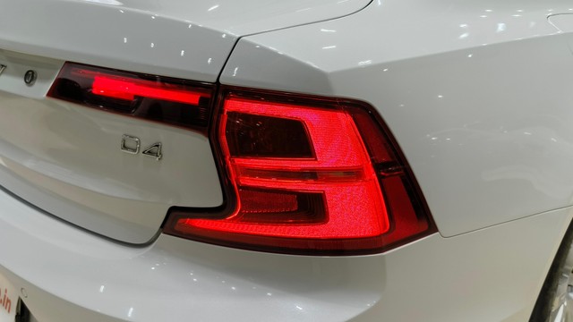 Second-hand 2019 Volvo S90 D4 Inscription BSIV for sale in Bangalore-8