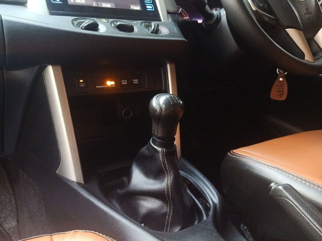 Second-hand 2019 Toyota Innova Crysta 2.4 G Plus MT BSIV for sale in New Delhi-11