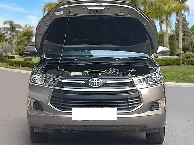 Second-hand 2019 Toyota Innova Crysta 2.4 G Plus MT BSIV for sale in New Delhi-14