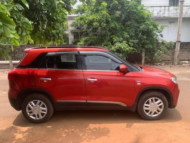 Second-hand 2020 Maruti Vitara Brezza VDi AMT for sale in East Godavari